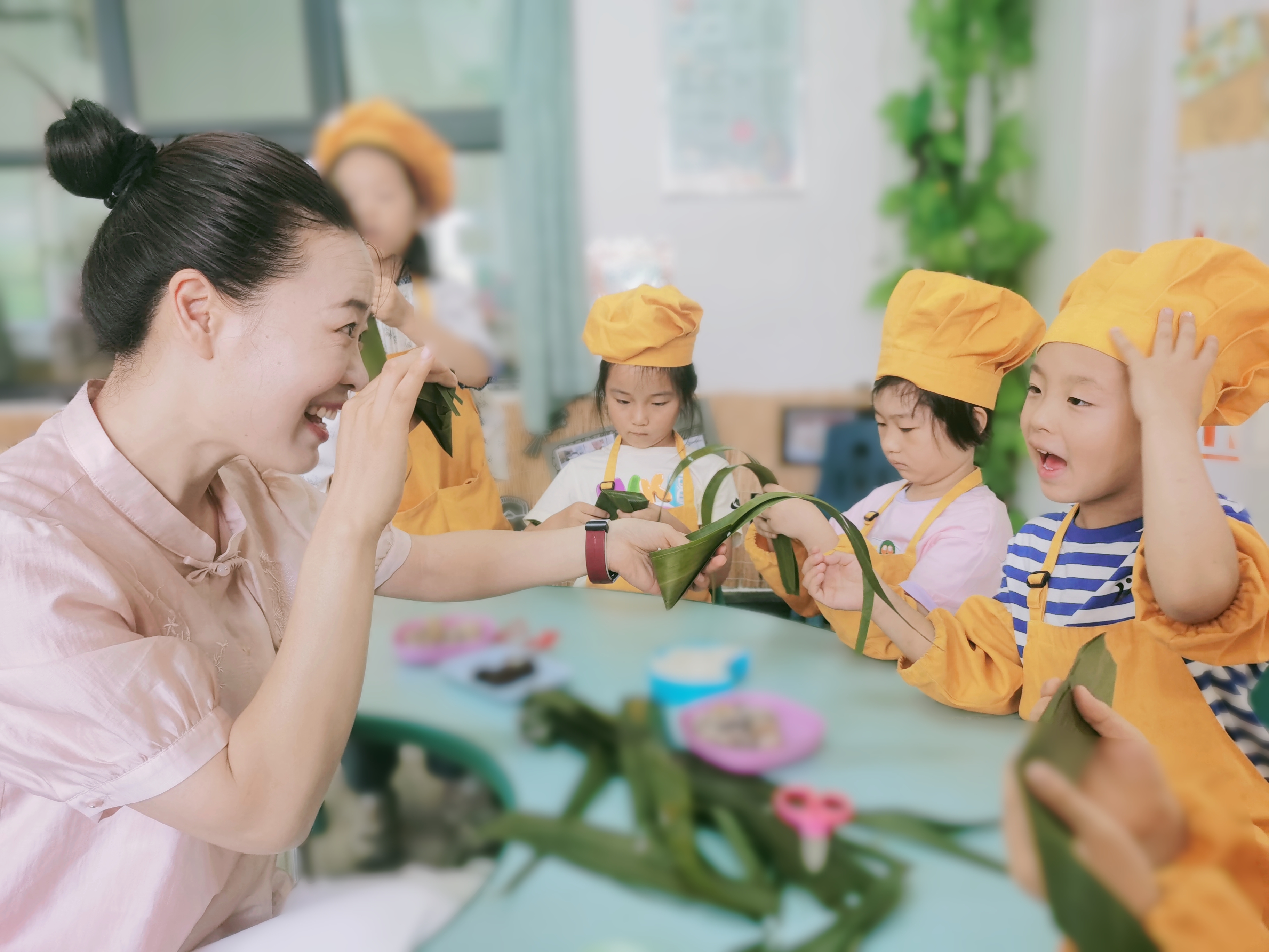 家园携手  共度传统节日.jpg